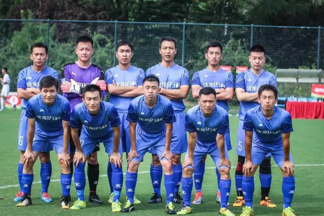 塔图姆31+8利拉德32分 凯尔特人险胜雄鹿7连胜